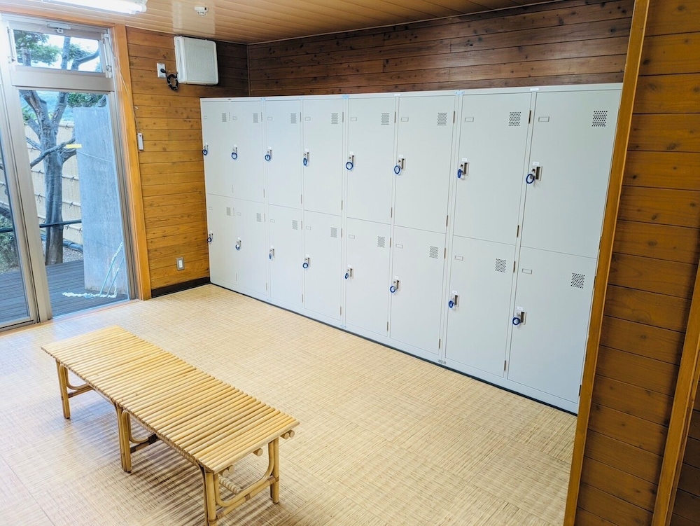 スタンダード ルーム バスルーム2 | 布引温泉　こもろ