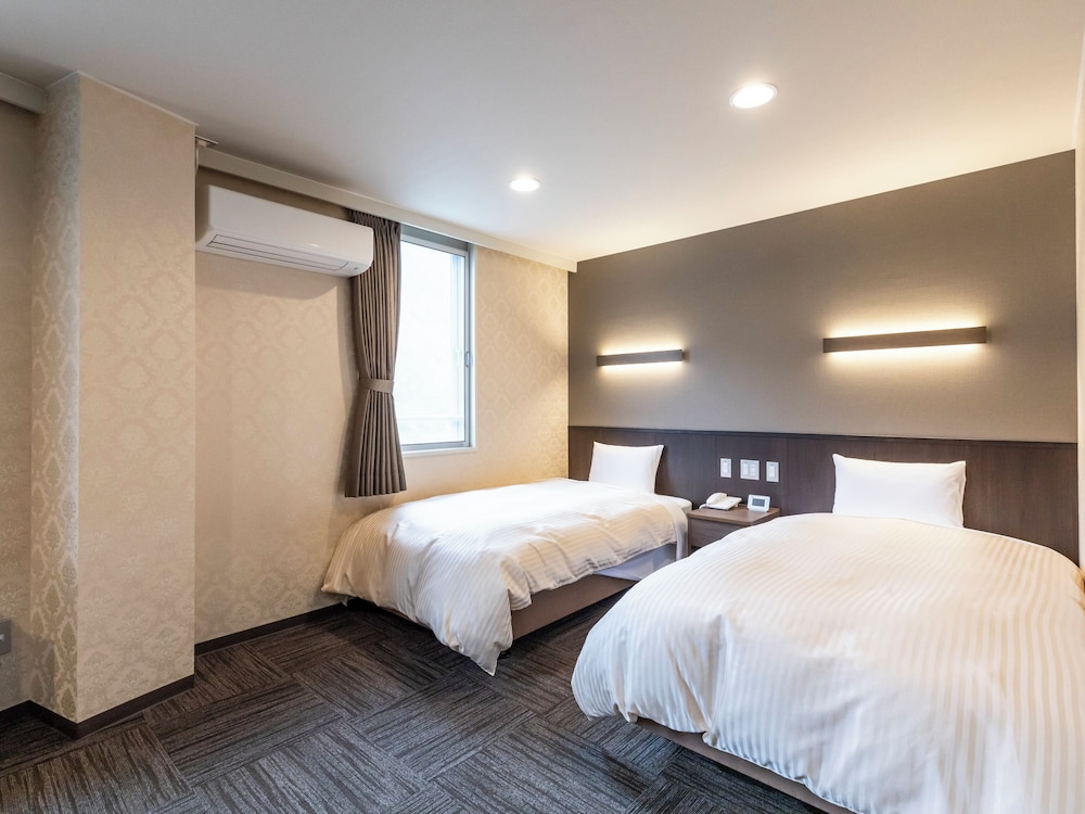 ツインルーム 禁煙 客室1 | ビジネスホテル阿波池田いれぶん2