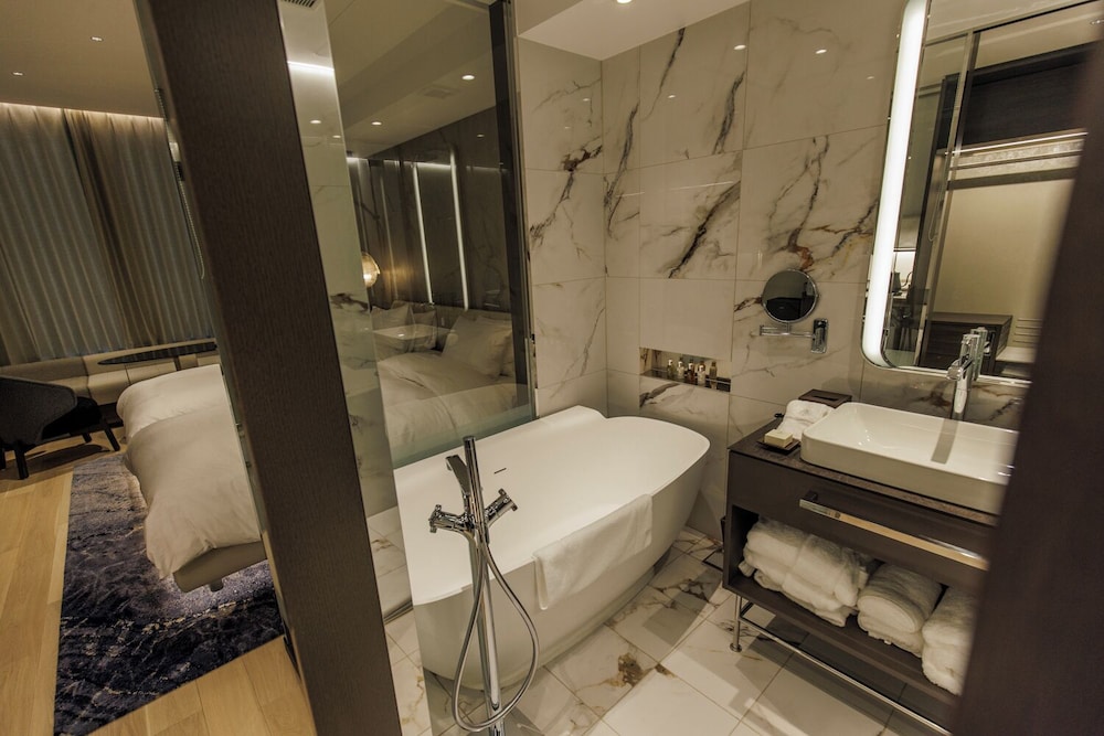 ベーシック ダブルルーム 1 ベッドルーム 禁煙 バスルーム0 | ATAGO HOTEL