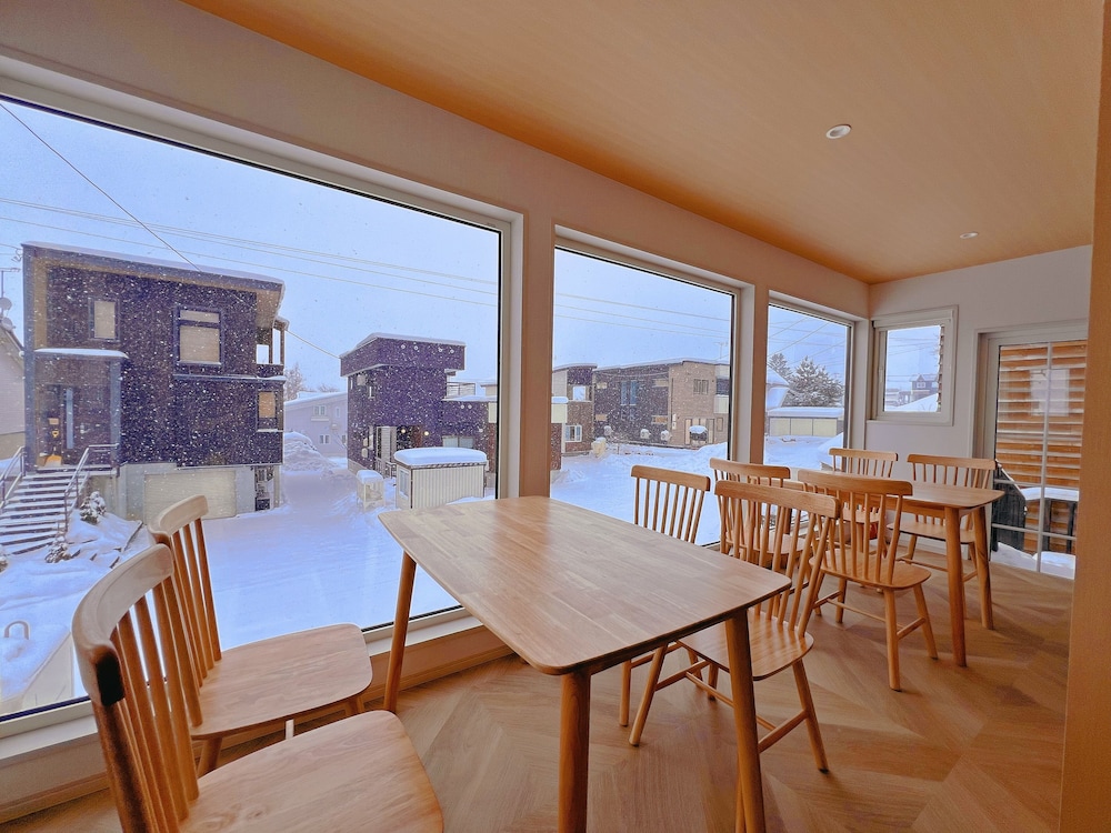 レストラン1 | Snowball Hostel レストラン1 | Snowball Hostel