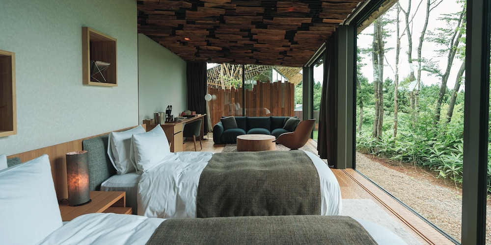 ジュニアスイート「Snow」ツイン 禁煙 | Snow Peak FIELD SUITE SPA HEADQUARTERS