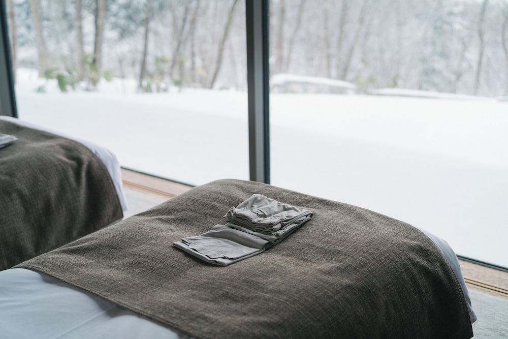 ジュニアスイート「Snow」ツイン 禁煙 客室8 | Snow Peak FIELD SUITE SPA HEADQUARTERS