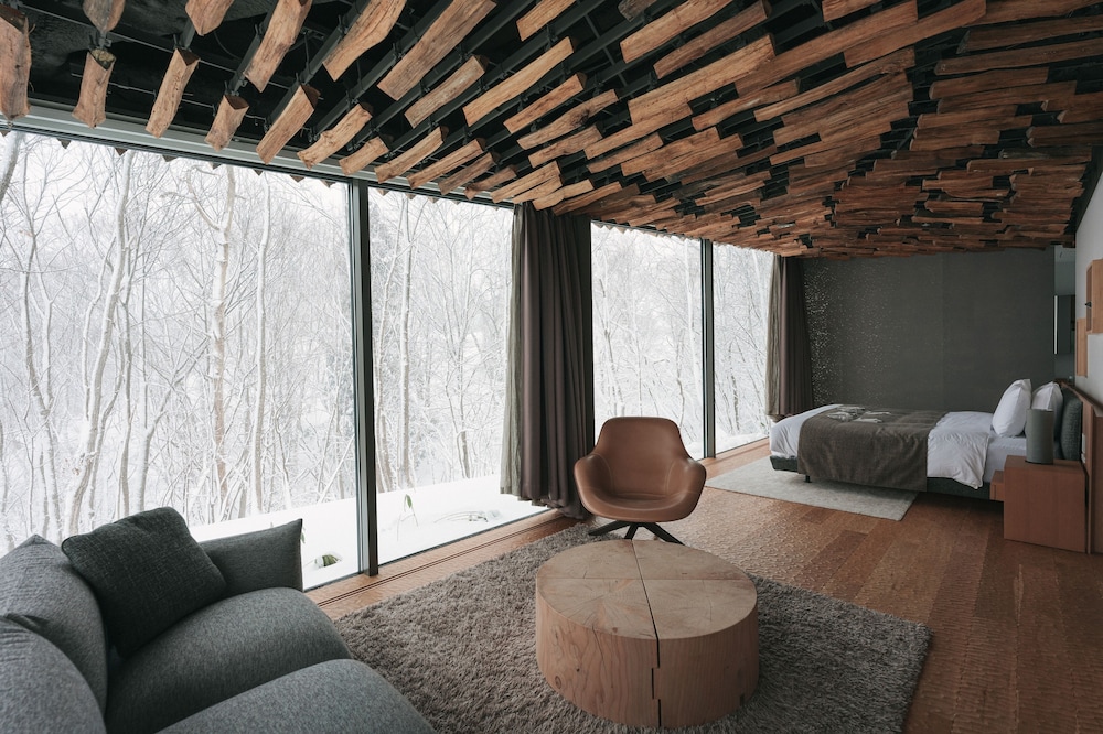 ジュニアスイート「Forest」ダブル 禁煙 客室6 | Snow Peak FIELD SUITE SPA HEADQUARTERS