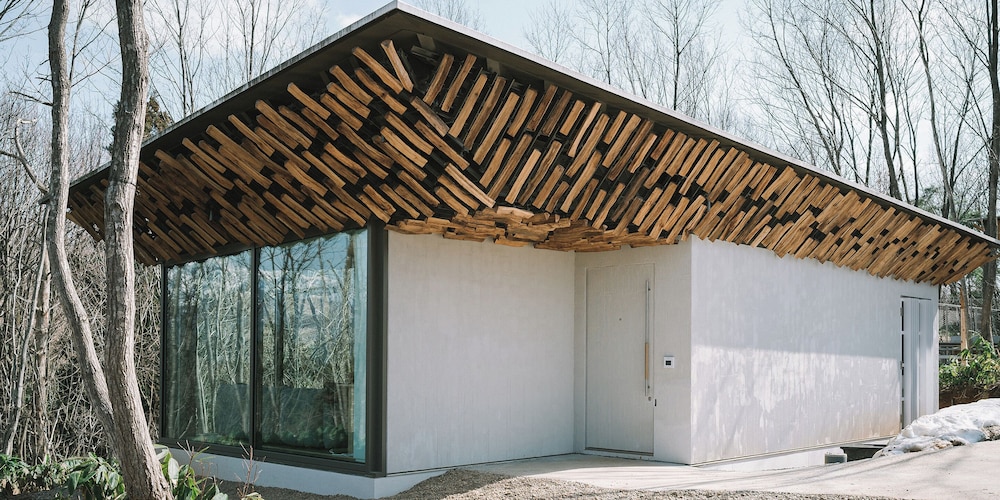 ジュニアスイート「Forest」ダブル 禁煙 客室1 | Snow Peak FIELD SUITE SPA HEADQUARTERS