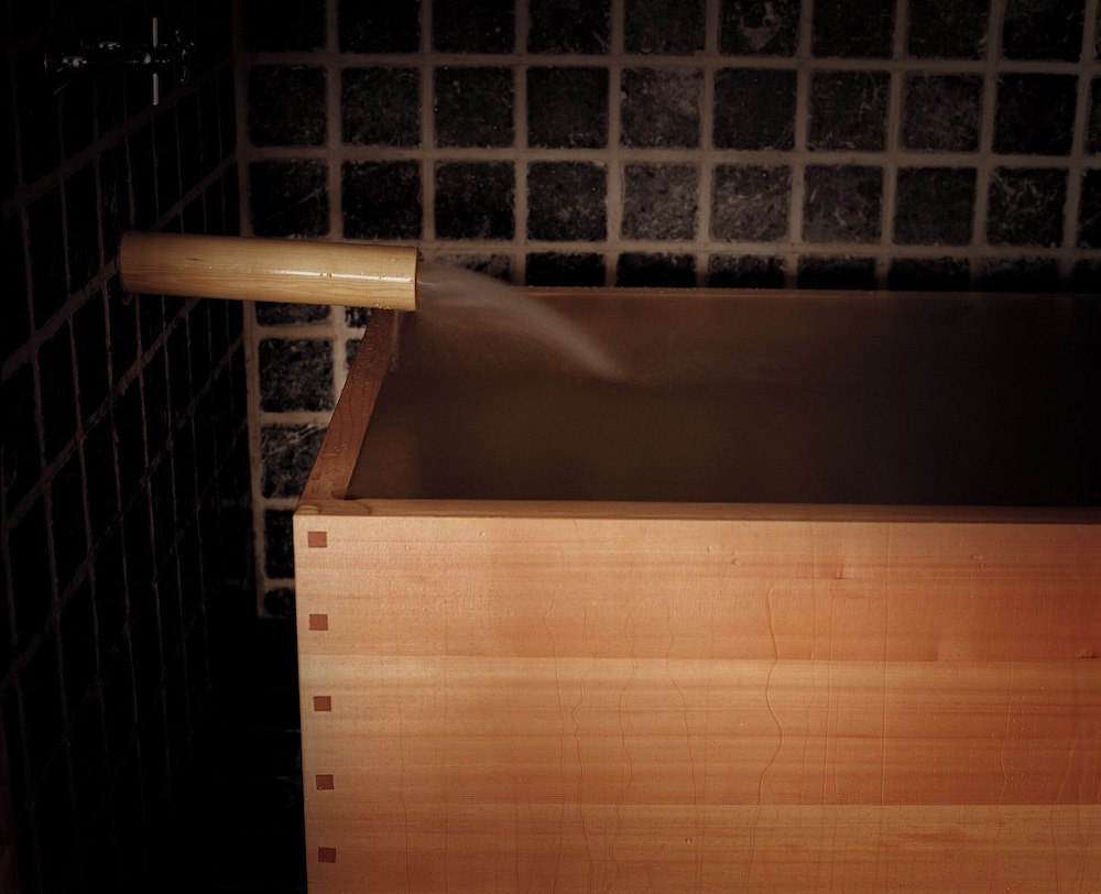 スーペリア ツインルーム 2 ベッドルーム 禁煙 オーシャンビュー バスルーム0 | KAMEYA HOTEL