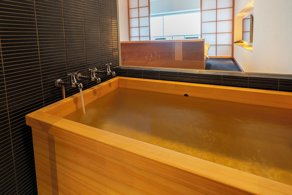 デザイン ツインルーム 2 ベッドルーム 禁煙 シービュー バスルーム0 | KAMEYA HOTEL