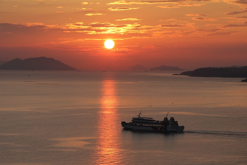 メインイメージ | 国民宿舎小豆島