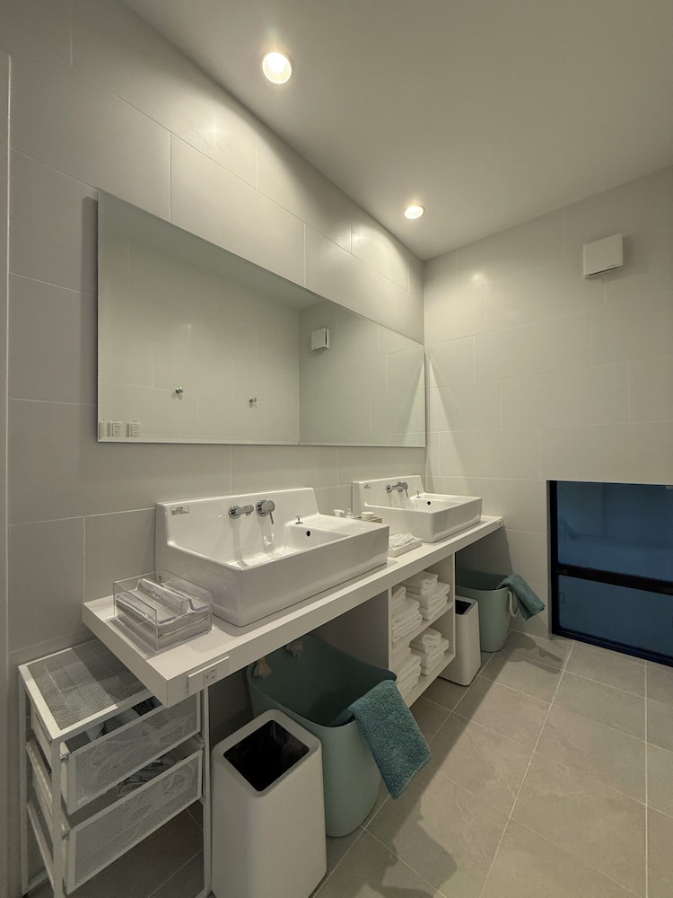 パノラミック タウンホーム バルコニー リゾートビュー バスルーム4 | MitO ONOMICHI