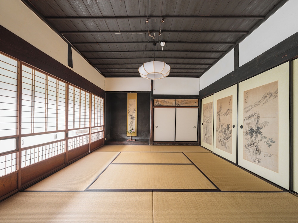 客室1 | 古民家田淵 -villa tabuchi-