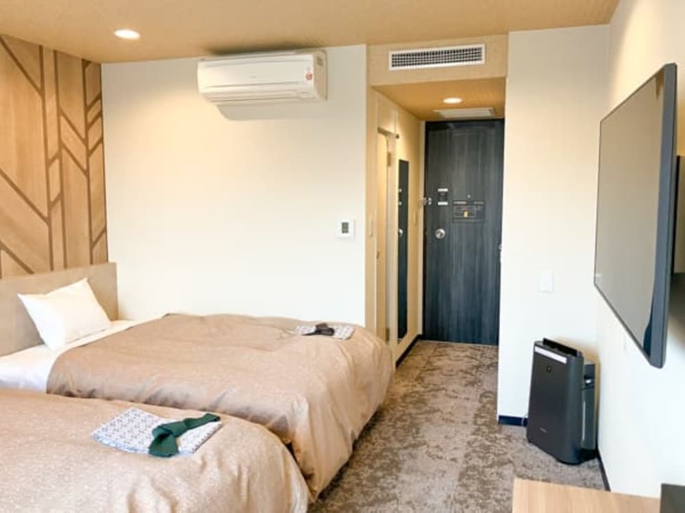 トリプルルーム 喫煙可 客室1 | ホテルリブマックス豊岡