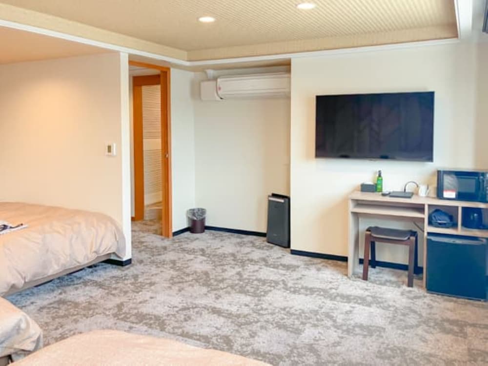 ファミリー ルーム 禁煙 客室2 | ホテルリブマックス豊岡