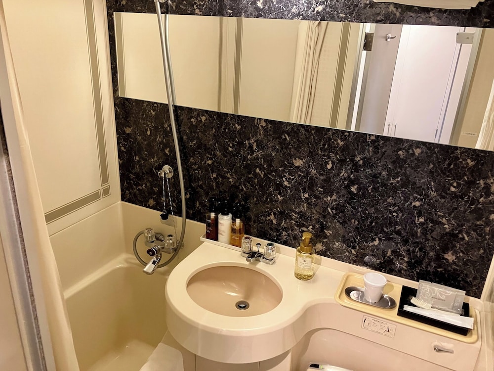 シングルルーム 禁煙 バスルーム0 | ホテルリブマックス豊岡