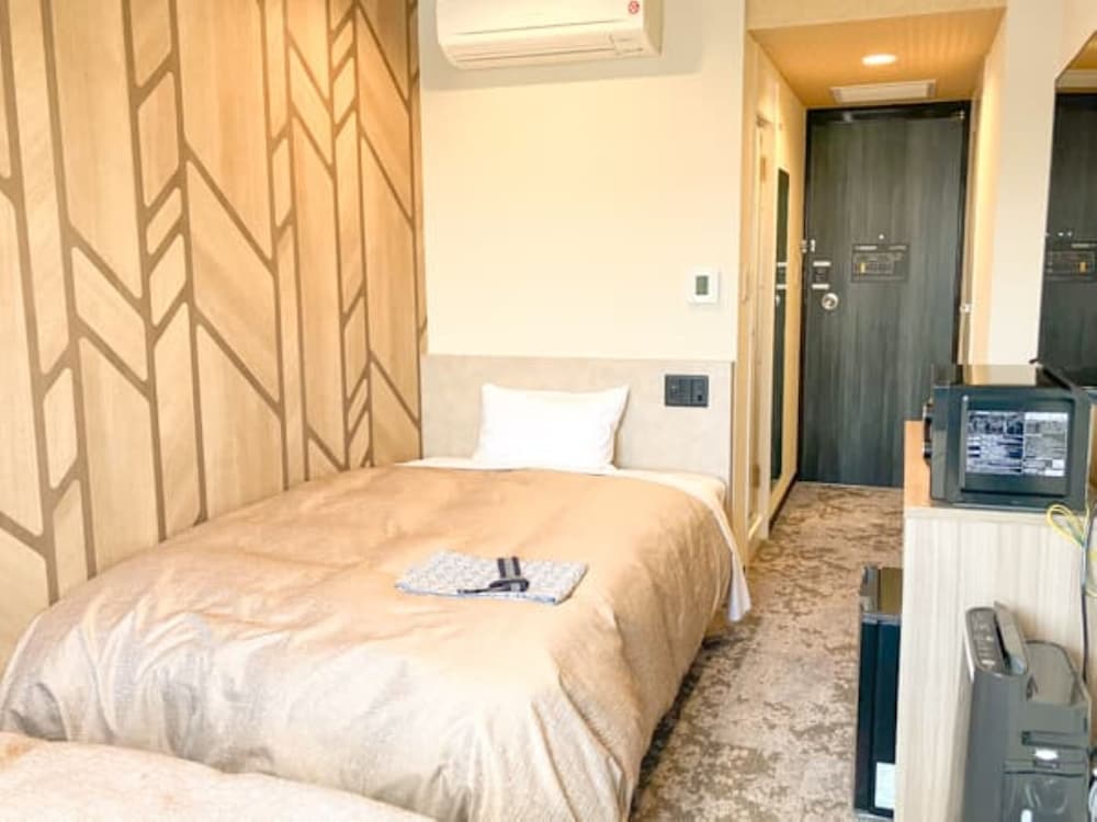 ツインルーム 喫煙可 客室2 | ホテルリブマックス豊岡