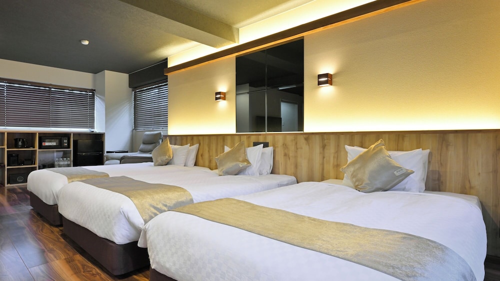 [和モダンスイート和洋室] 専用テラス＆露天風呂付　70平米 客室2 | リブマックスリゾート讃岐塩江温泉