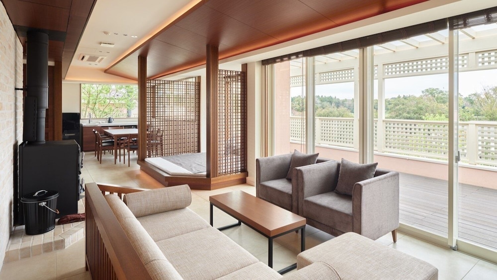 デラックス スイート 禁煙 | ADVENTURES ISLAND KOYARUZAWA LODGE