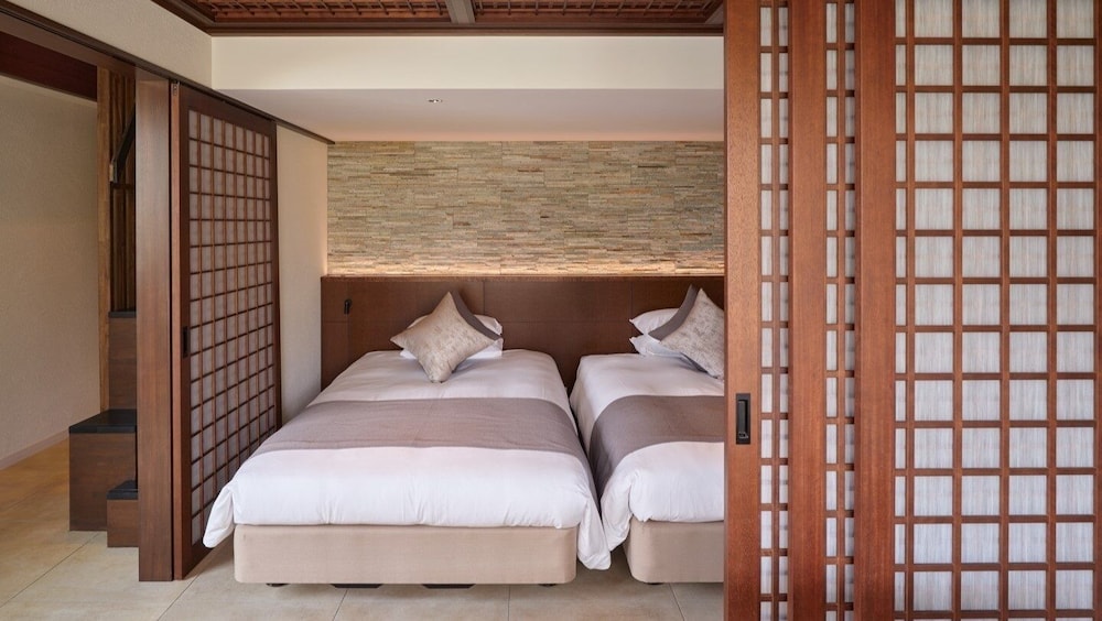 スーペリア ツインルーム 禁煙 客室1 | ADVENTURES ISLAND KOYARUZAWA LODGE