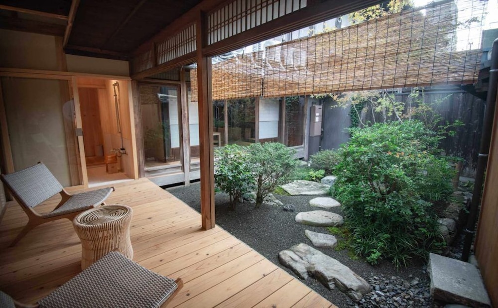 [KOURAI] ラグジュアリー ツインルーム ガーデンビュー 禁煙 (フロント施設から550m) | NIPPONIA HOTEL 伊賀上野 城下町