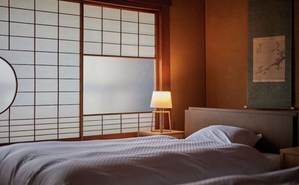 [KANMURI] スーペリア ツインルーム ガーデンビュー 禁煙 客室2 | NIPPONIA HOTEL 伊賀上野 城下町