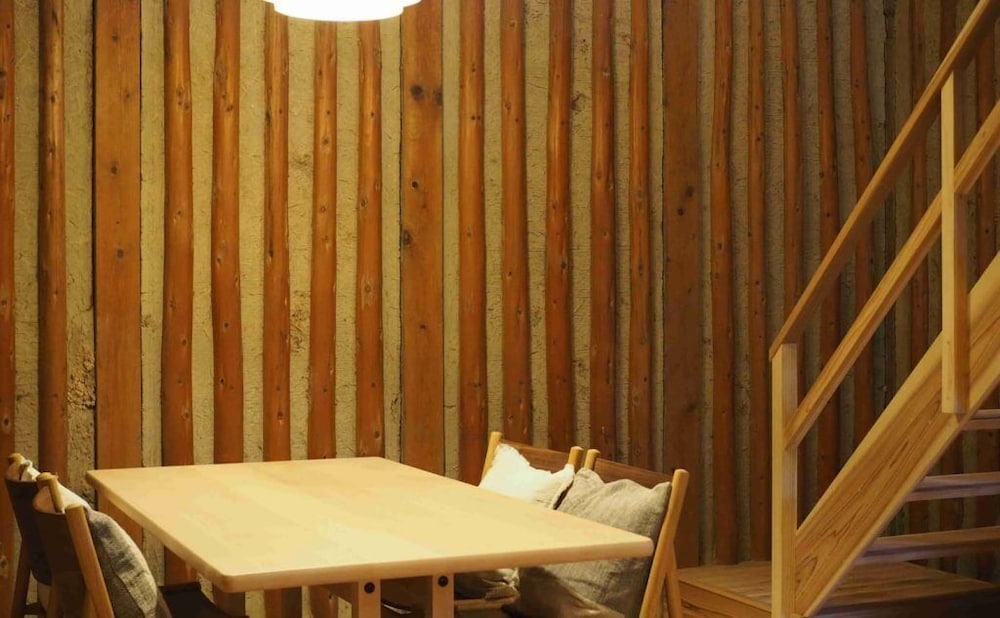 [MITAKE] スーペリア 4 人部屋 禁煙 (フロント施設から850m) | NIPPONIA HOTEL 伊賀上野 城下町