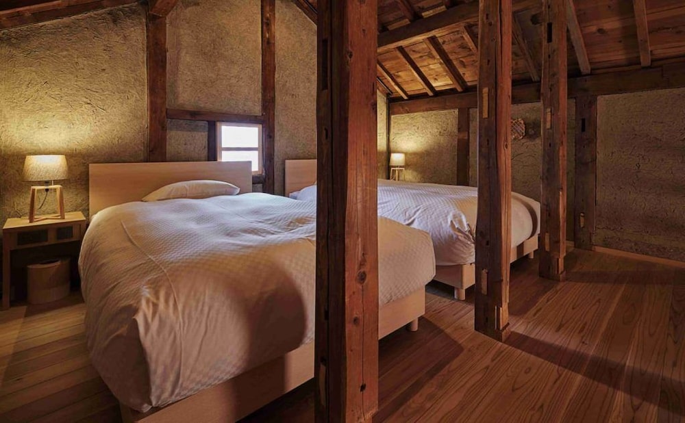 [MITAKE] スーペリア 4 人部屋 禁煙 (フロント施設から850m) 客室9 | NIPPONIA HOTEL 伊賀上野 城下町