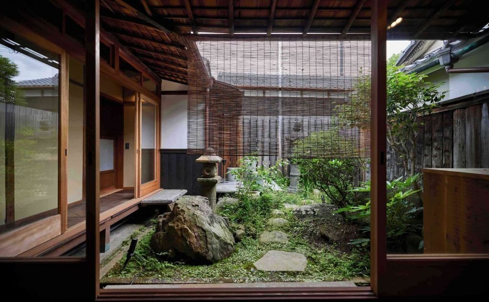 [MITAKE] エリート ツインルーム ガーデンビュー 禁煙 (フロント施設から850m) 部屋からの景観0 | NIPPONIA HOTEL 伊賀上野 城下町