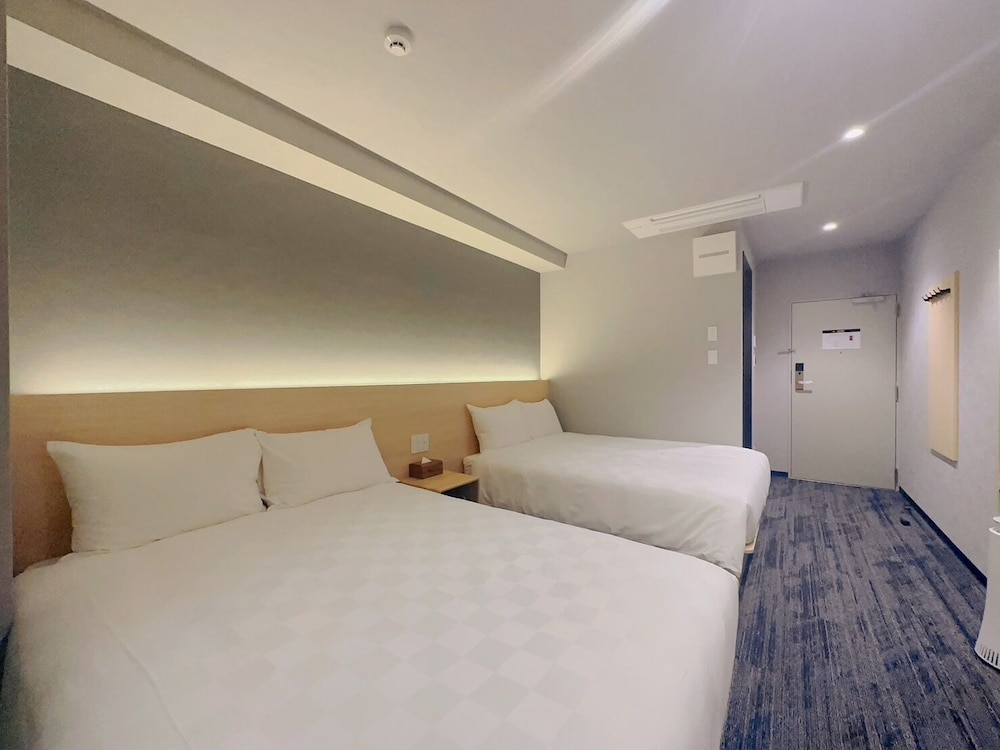 デラックス ツインルーム | SAKURAKICHI HOTEL