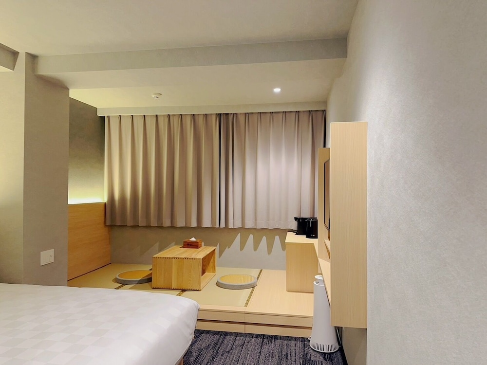 ロマンティック ダブルルーム 客室2 | SAKURAKICHI HOTEL