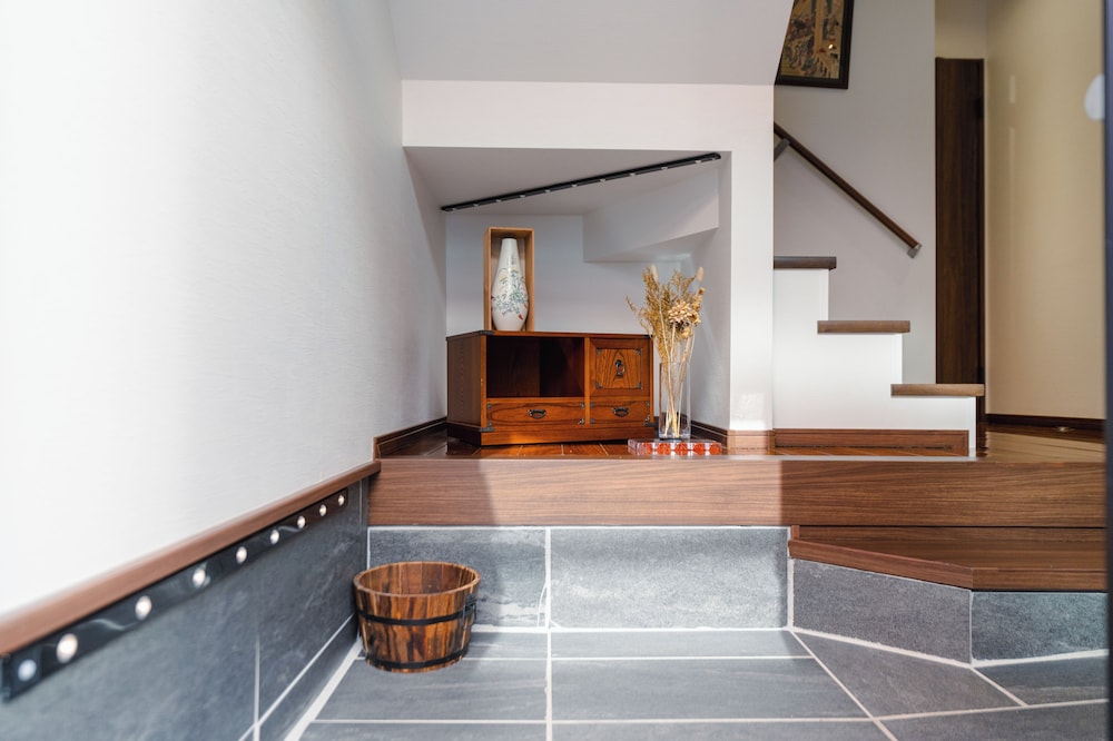 ハウス 禁煙 リビング エリア18 | Kyoto Amazing - The Wizard of Oz