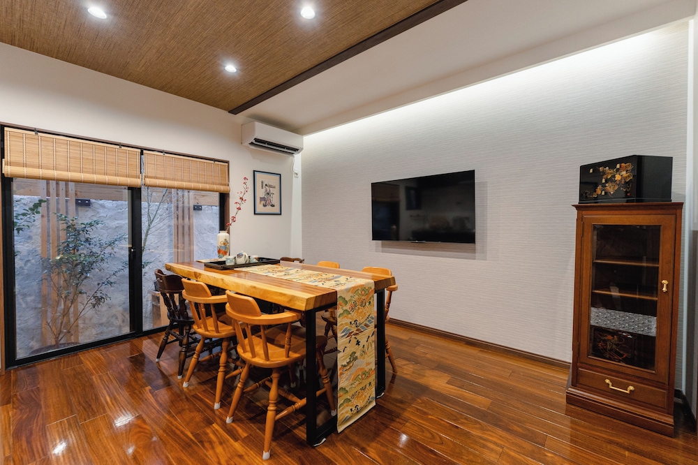 ハウス 禁煙 リビング エリア23 | Kyoto Amazing - The Wizard of Oz