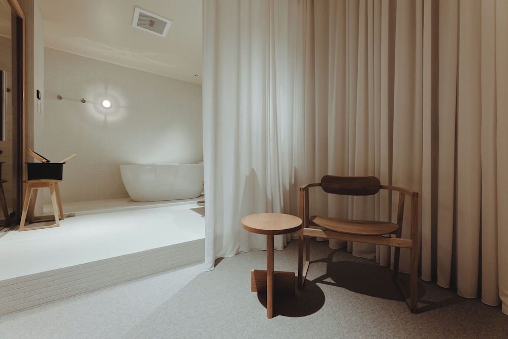 グランド ツイン ルーム バスルーム1 | mizuya