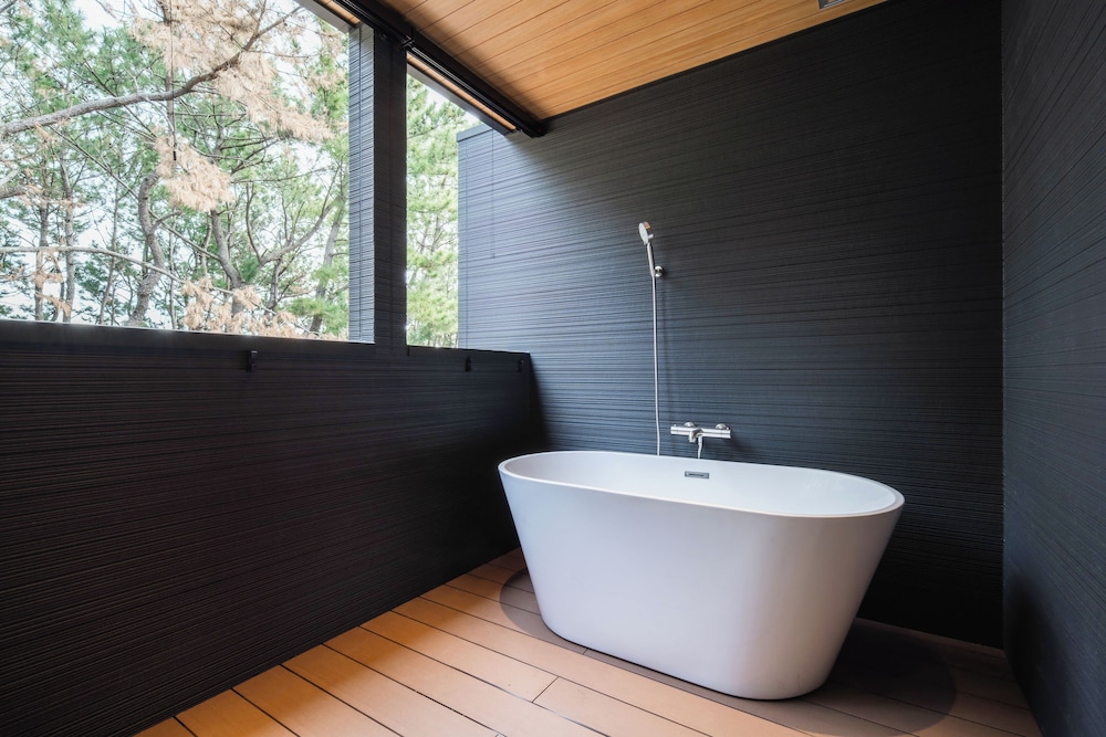 ファミリー スイート バスルーム1 | ホテル ナインステイツ唐津