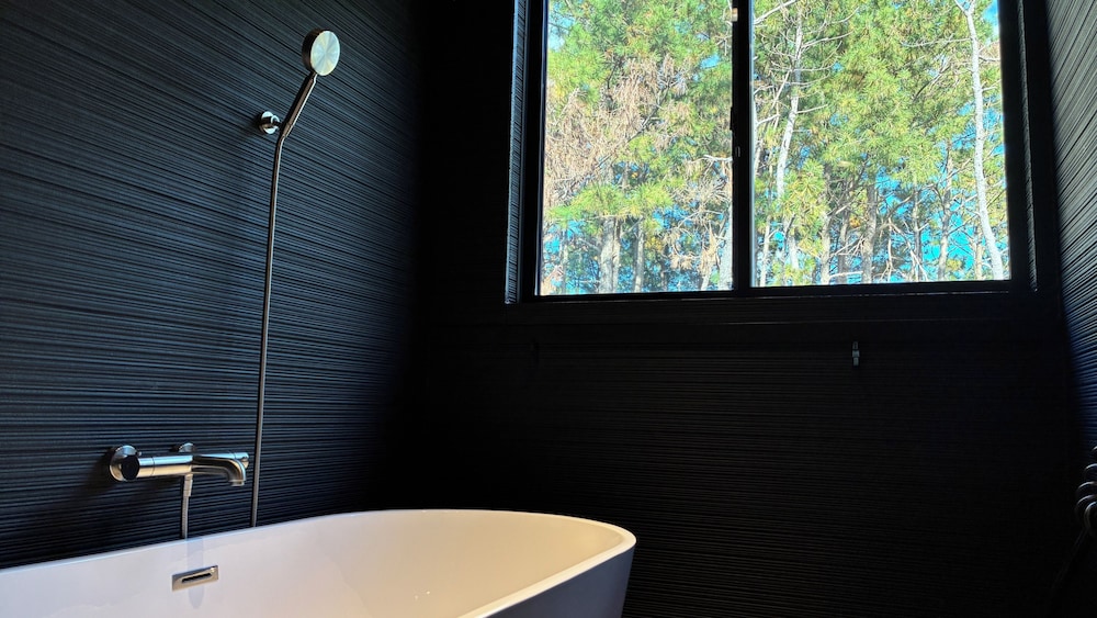 スタンダード トリプルルーム バスルーム1 | ホテル ナインステイツ唐津