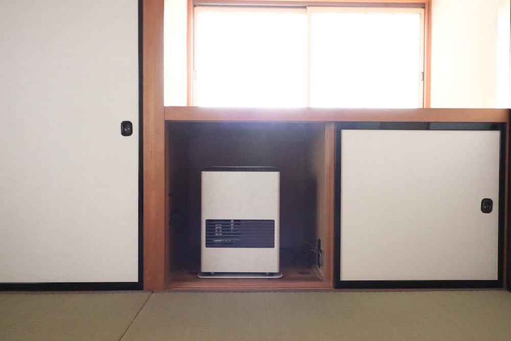 ベーシック ハウス パティオ 客室33 | デコピンハウス