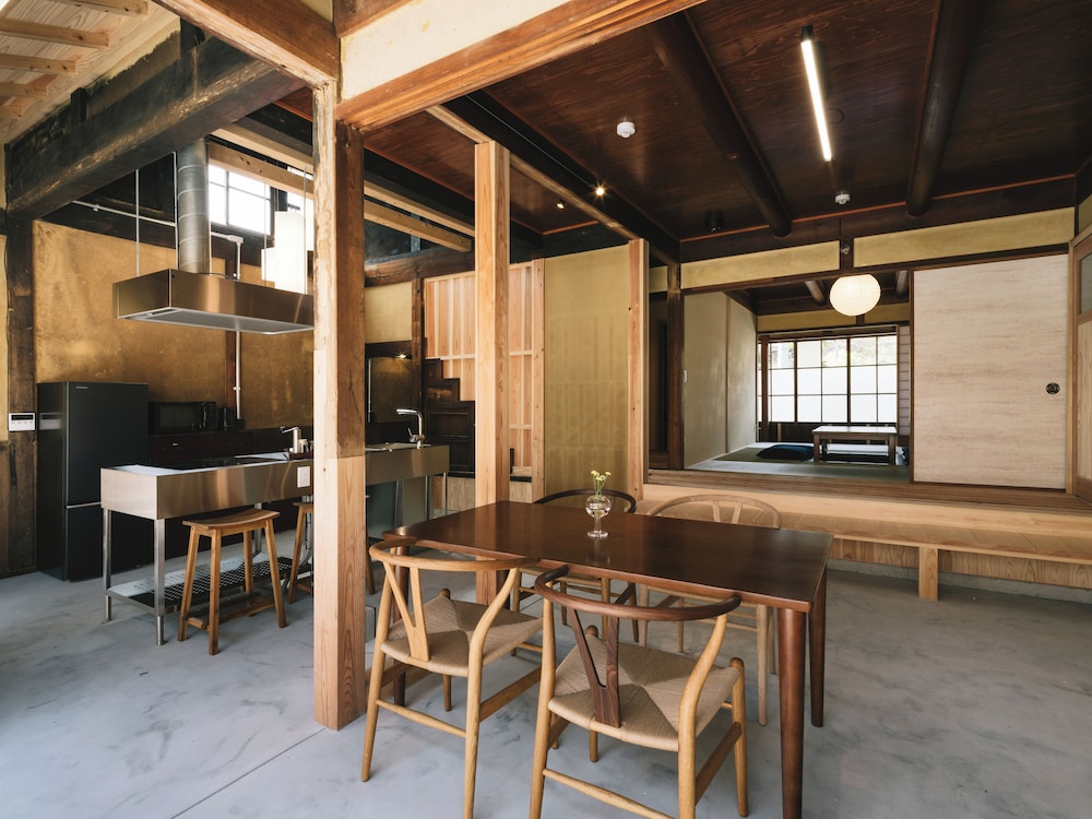 ファミリー ルーム 専用キッチン0 | RITA 雲南吉田