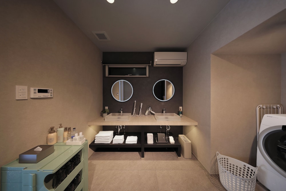 A棟 (2026/2/1~犬同伴可能部屋へ変更) 客室2 | クリスタルヴィラ白浜パークサイド