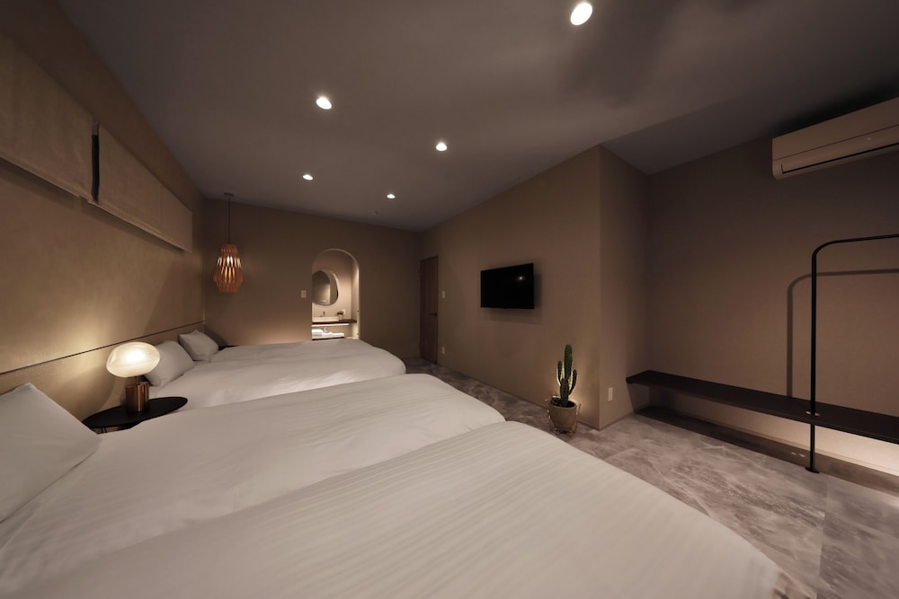 B棟_12名定員(プロジェクター&プール&天然温泉&サウナ) 客室4 | クリスタルヴィラ白浜パークサイド