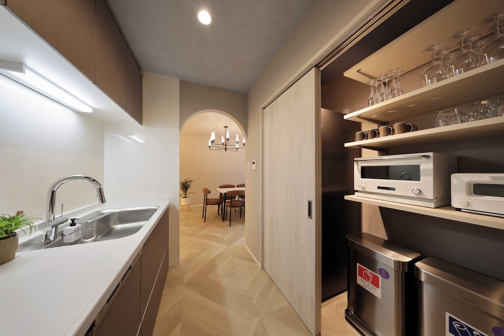 D棟_12名定員(プール&ジェットバス&天然温泉&サウナ) 専用キッチン0 | クリスタルヴィラ白浜パークサイド