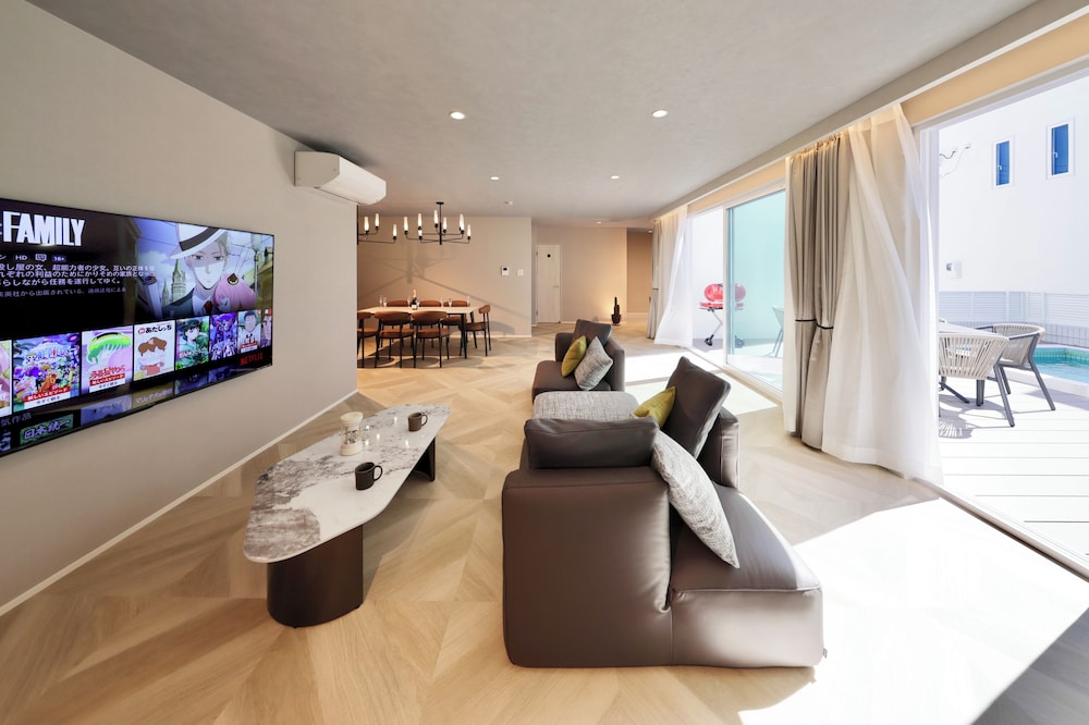 D棟_12名定員(プール&ジェットバス&天然温泉&サウナ) | クリスタルヴィラ白浜パークサイド