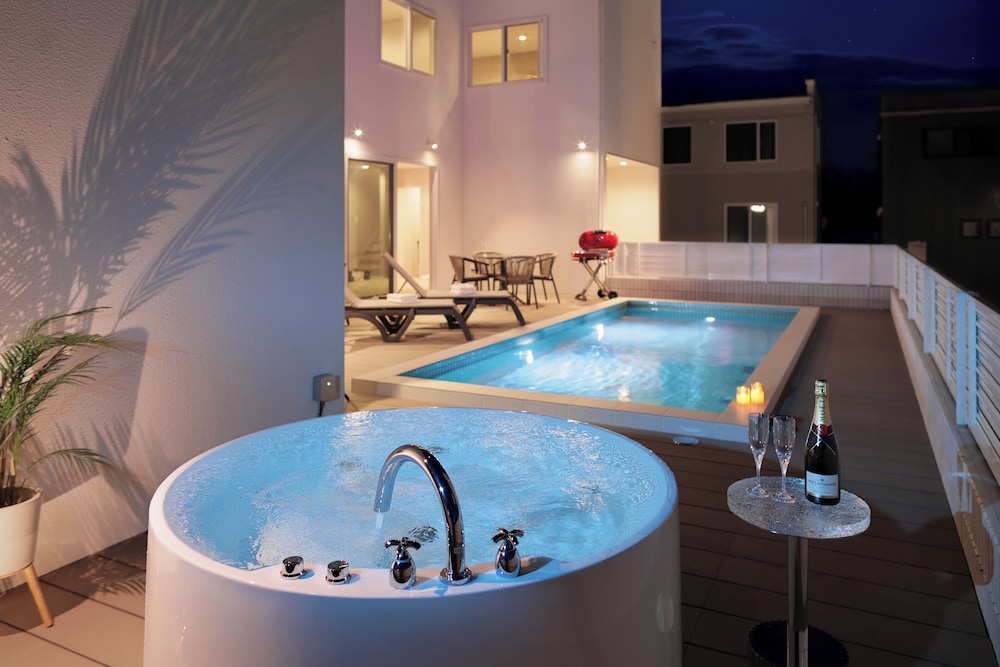 D棟_12名定員(プール&ジェットバス&天然温泉&サウナ) テラス / パティオ0 | クリスタルヴィラ白浜パークサイド