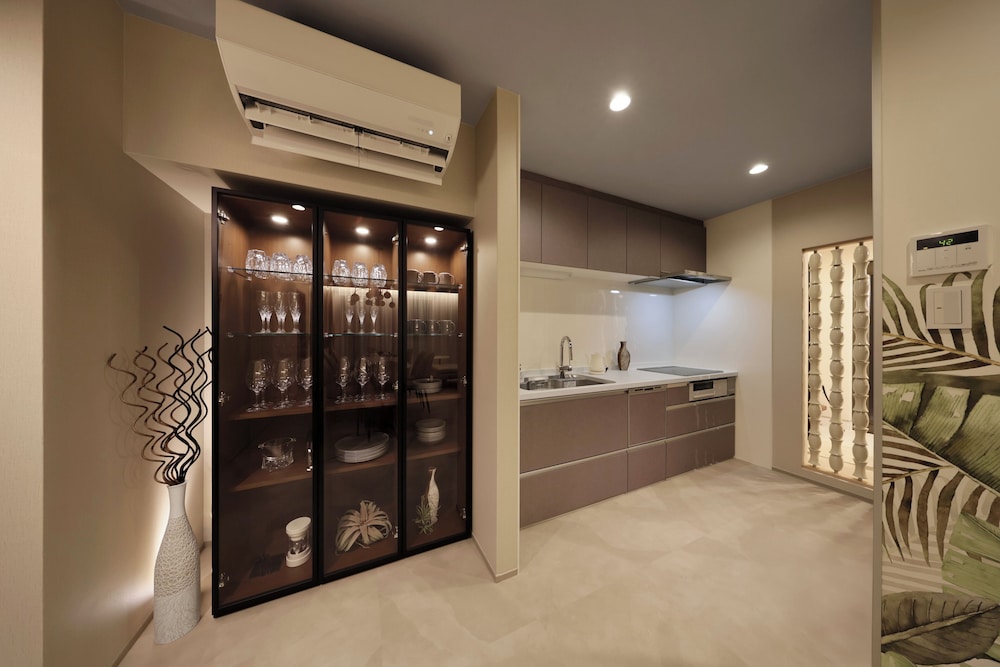 E棟_12名定員(プール&ジェットバス&天然温泉&サウナ) 専用キッチン0 | クリスタルヴィラ白浜パークサイド