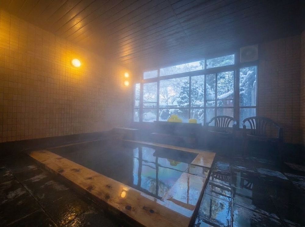 和風クワドラプルルーム 大浴場0 | the TOJi.ba MATSUKAWAKAN 湯治場 松川館