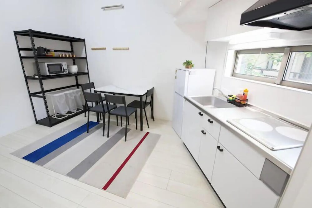 アパートメント (302) リビング エリア11 | 西新宿五丁目駅から徒歩5分