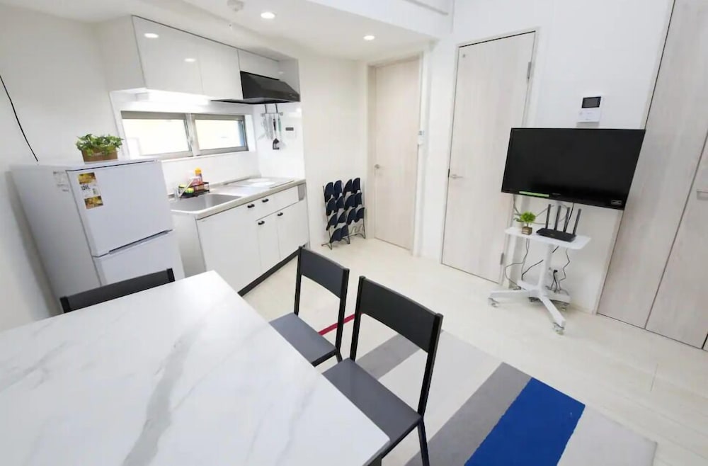 アパートメント (302) リビング エリア10 | 西新宿五丁目駅から徒歩5分