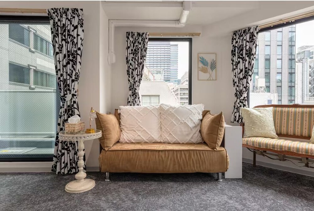 コンフォート アパートメント リビング エリア4 | 虎ノ門ゲストハウス 5F