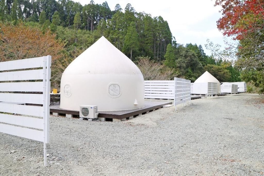 コンフォート ルーム 客室2 | 山川温泉 小杉庵/ASOGUNI グランピング
