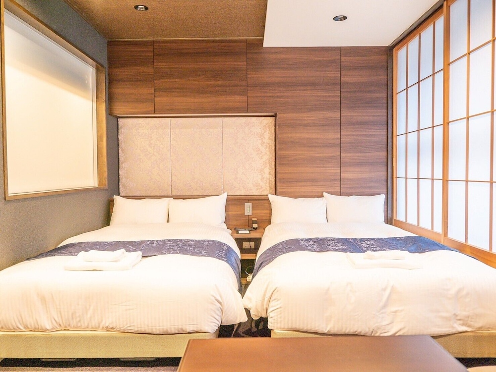 ラグジュアリー ツインルーム 禁煙 | グレイスヴィラ二条城