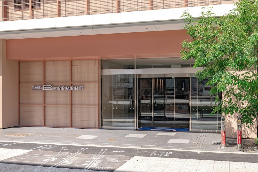外観1 | THE BASEMENT HOTEL Osaka Honmachi