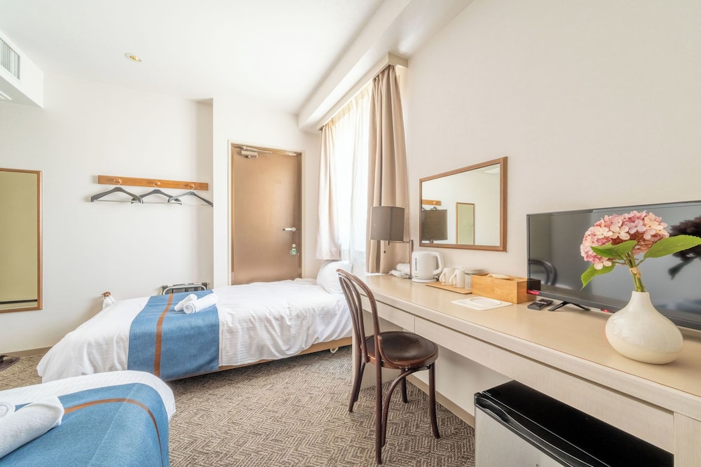 スーペリア ツインルーム 客室4 | PLAZA IN 都島 HOTEL