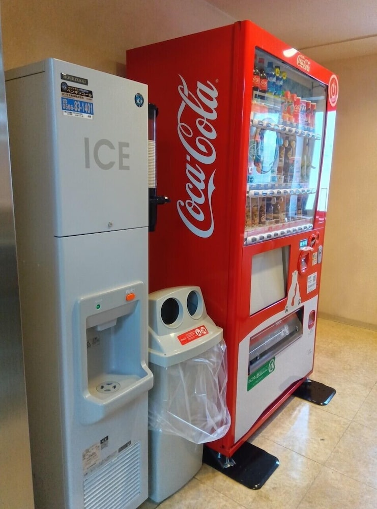 自動販売機1 | アイリスイン知立 自動販売機1 | アイリスイン知立
