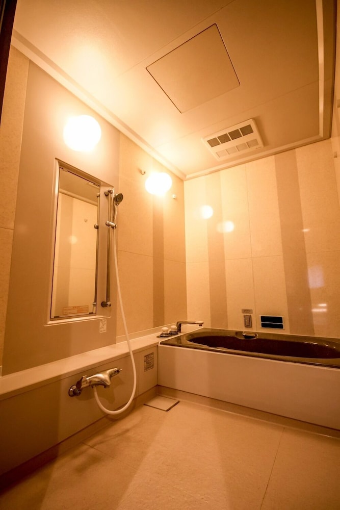 プレジデンシャル スイート バスルーム0 | THE RESIDENCE HOTEL OKAYAMA